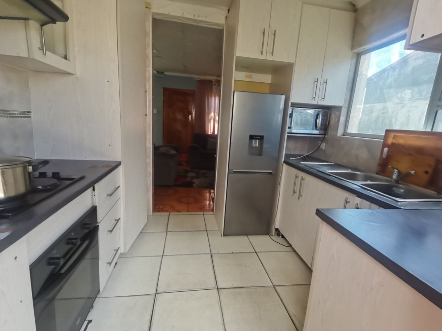 2 Bedroom Property for Sale in Motherwell Nu7 Eastern Cape